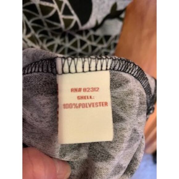 Arueh Women's Size Medium Gray/Black/Purple Sweater Dress - Picture 5 of 5